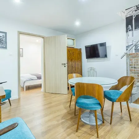 Gumbo Luxury Duplex Apartment